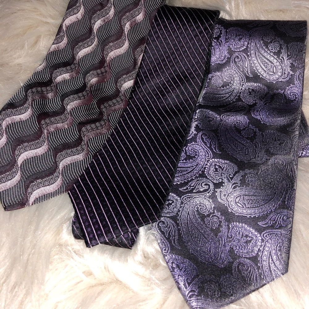 Purple pattern Neck ties.